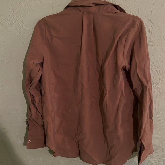 Button up - Picture 6 of 6